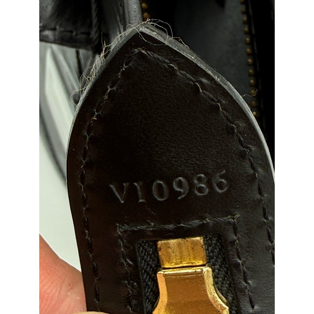Louis Vuitton Epi Saint Jacques PM Black Leather Handbag VI0986 Short Handle⁠ - Picture 4 of 11